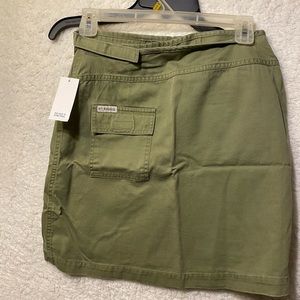 2 NY Kakis wrap around skirts